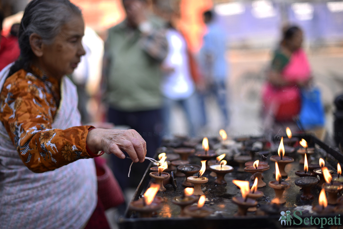 आजका तस्बिरहरू असोज २३