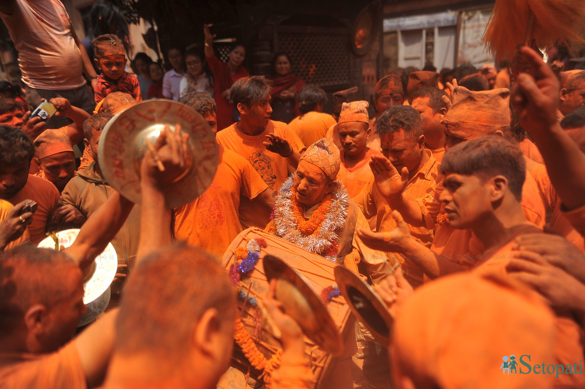 तस्बिरः नारायणम महर्जन