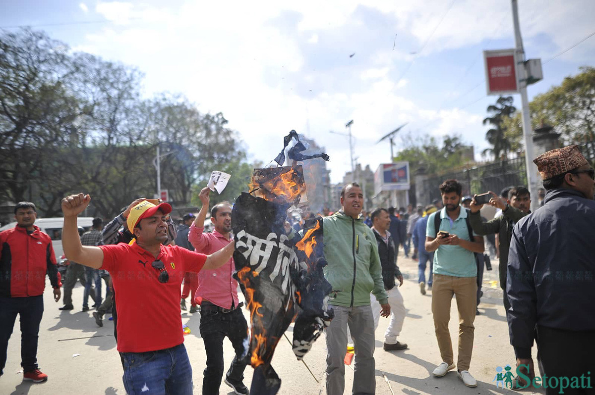 आजका तस्बिरहरू- वैशाख ६