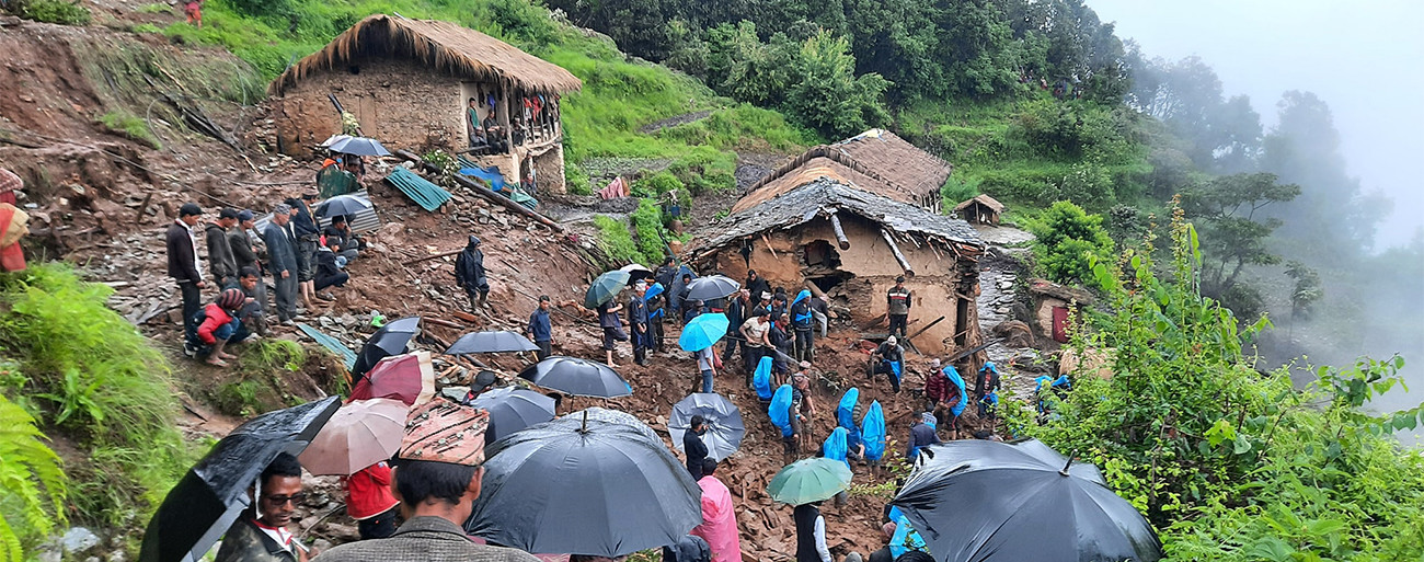 जाजरकोटको बारेकोट गाउँपालिका–४ मा बिहीबार राति गएको पहिरो। तस्विरःसुरेन्द्र सिंहको फेसबुकबाट