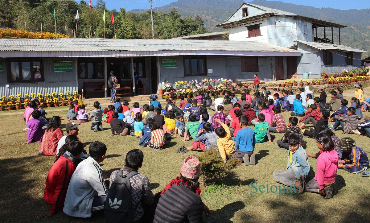 खोटाङ जिल्लाको सोल्मास्थित शुभद्रा मदन फाउन्डेसनले खोलेको 'जन-जागृति माध्यमिक विद्यालय। तस्बिर सौजन्यः मदन राई मा