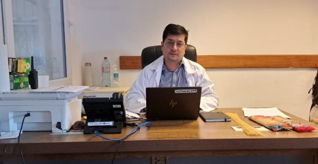 क्यामरूनमा सम्हाल्छन् ५ वटा उद्योग, भन्छन्– विदेशमा कमाएको सीप नेपाल लग्दैछु