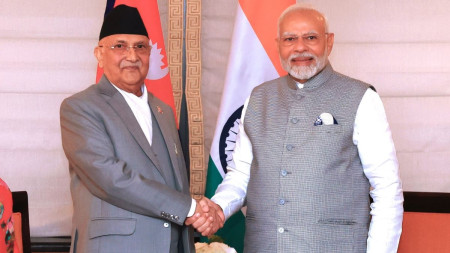मोदी अहिले प्रधानमन्त्री ओली र अरू छिमेकीसँग किन सुधार्न चाहन्छन् सम्बन्ध?