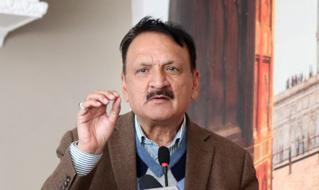 फाइल।