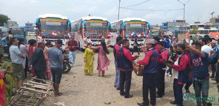 अम्बिकेश्वरी यातायातले थप्यो दाङ–काठमाडौं चल्ने तीनवटा नयाँ गाडी, भाडा कति?