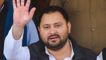 तेजस्वी यादव