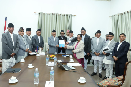 राष्ट्रिय योजना आयोगको बैठक: आगामी तीन वर्षको मध्यमकालीन खर्च संरचना स्वीकृत