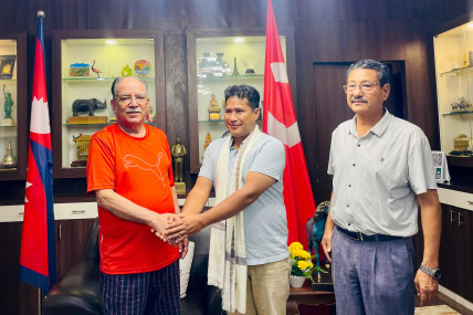 माओवादी केन्द्रमै सक्रिय भए संविधान सभा सदस्य राजकुमार श्रेष्ठ