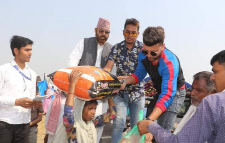 तस्बिर स्रोतः दुर्गेश थापाको फेसबुक