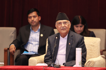 संसद अवरोध हटाउनेबारे छलफल गर्न प्रचण्डलाई धेरैतिरबाट खोज्यौं, उहाँ फेला पर्नुभएन: प्रधानमन्त्री (भिडिओ)