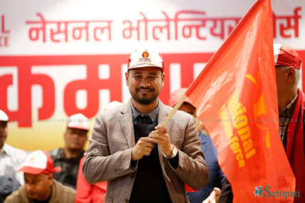 एमालेलाई प्रश्न– आपराधिक पृष्ठभूमिका पुष्पराज श्रेष्ठलाई किन बनाइयो भोलेन्टियर फोर्स कमान्डर?