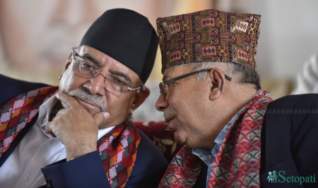 यी फ्याक्टर जसका कारण प्रचण्ड बढाउँदैछन् माधव नेपालसँग एकताको हात