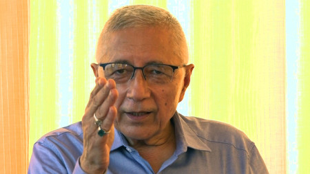 मन्त्री निवासमा बिहानै बिचौलियाले ब्रिफकेस छाड्छन्ः शेखर कोइराला