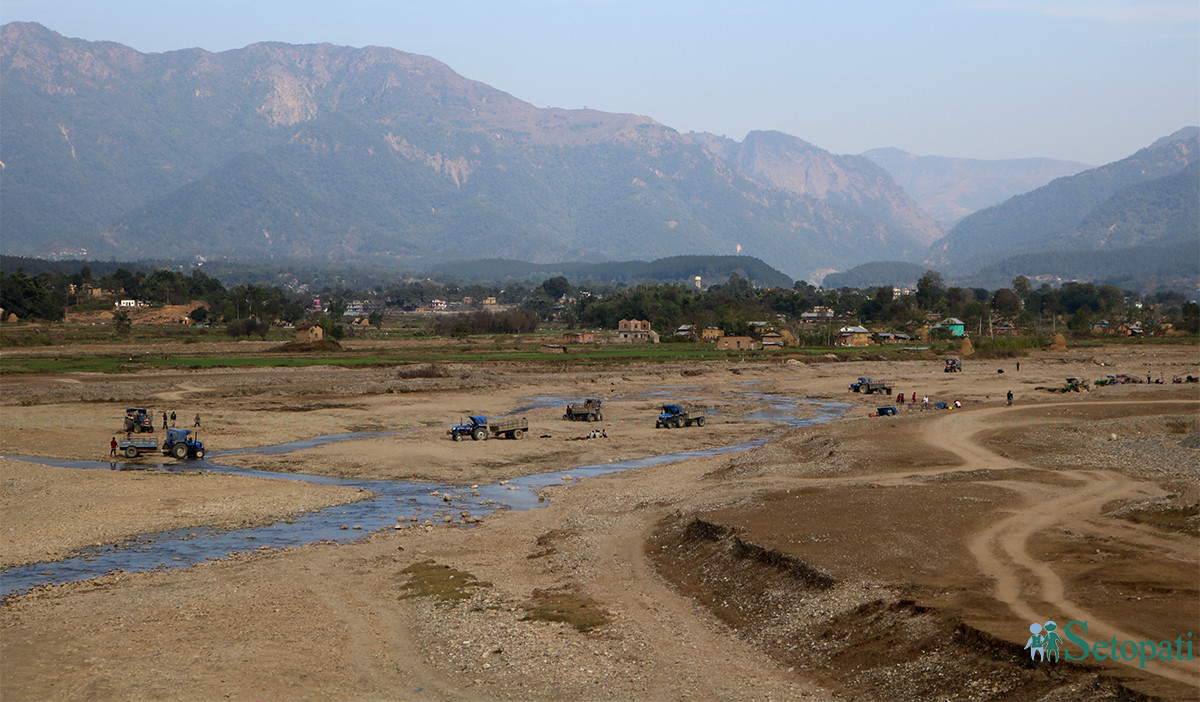 आजका तस्बिरहरू- पुस ८