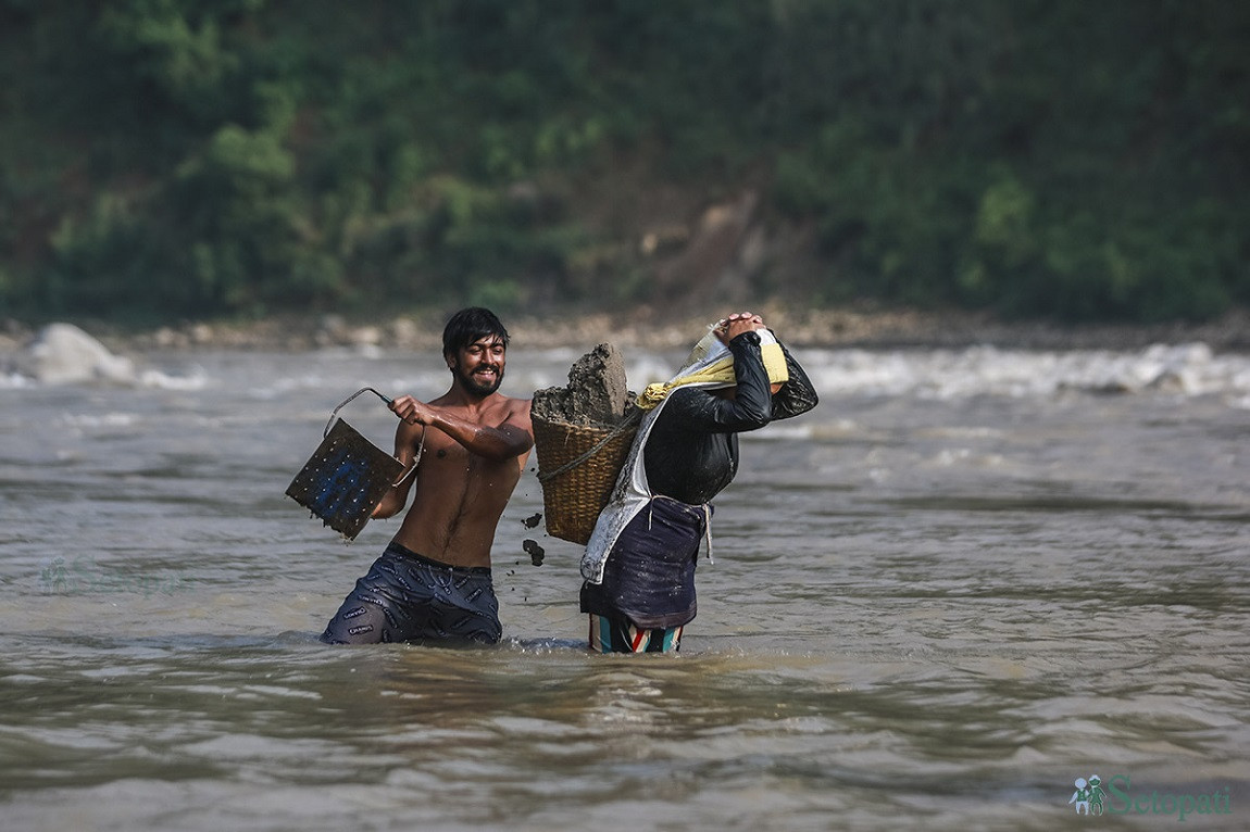 आजका तस्बिर- असार २०