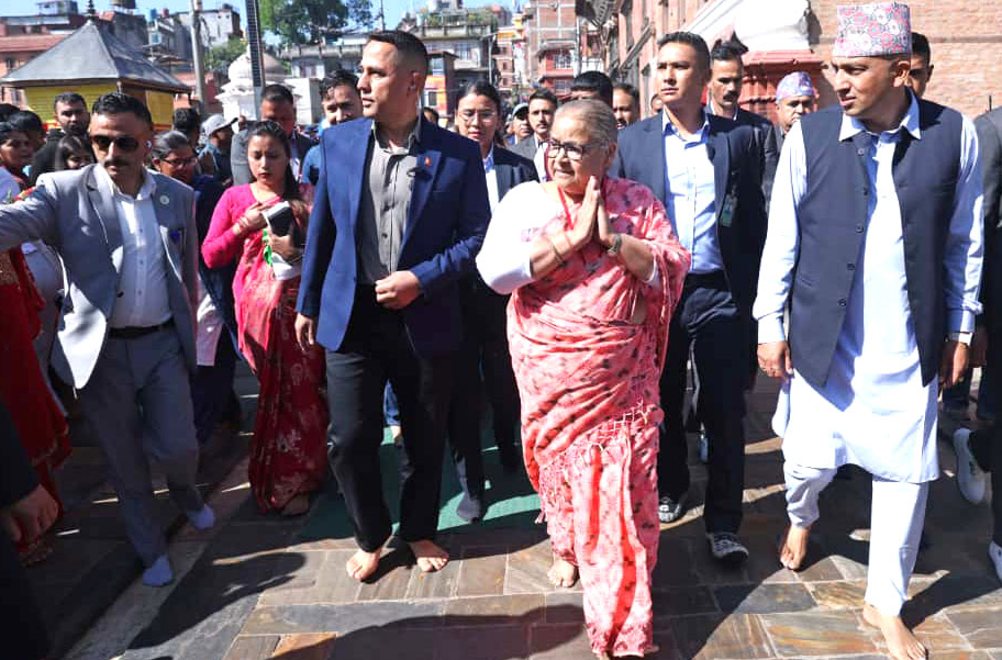 आजका तस्बिर- कात्तिक २४