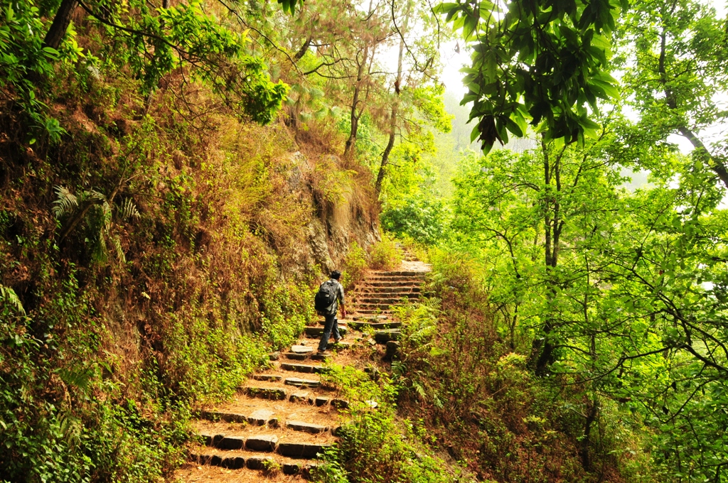 तारकेश्वर पदमार्ग