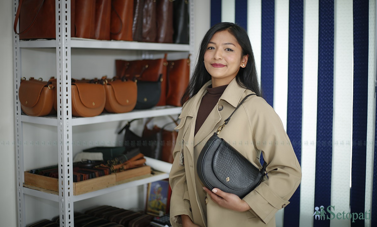 एभन लेदर्सकी सञ्चालक सदीक्षा हाडा। तस्बिरः नवीनबाबु गुरूङ/सेतोपाटी