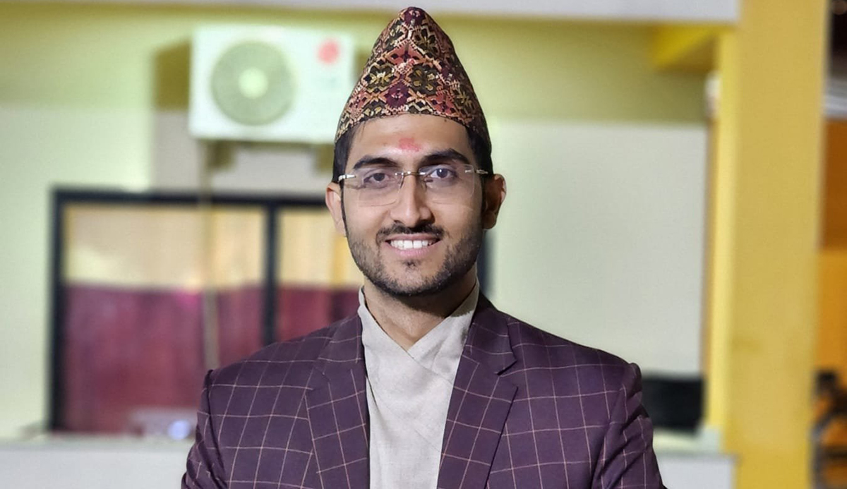 विशद दाहाल।