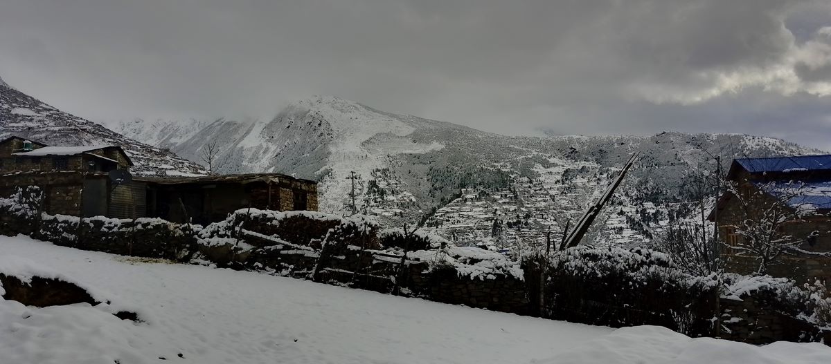 आजका तस्बिर- फागुन २०