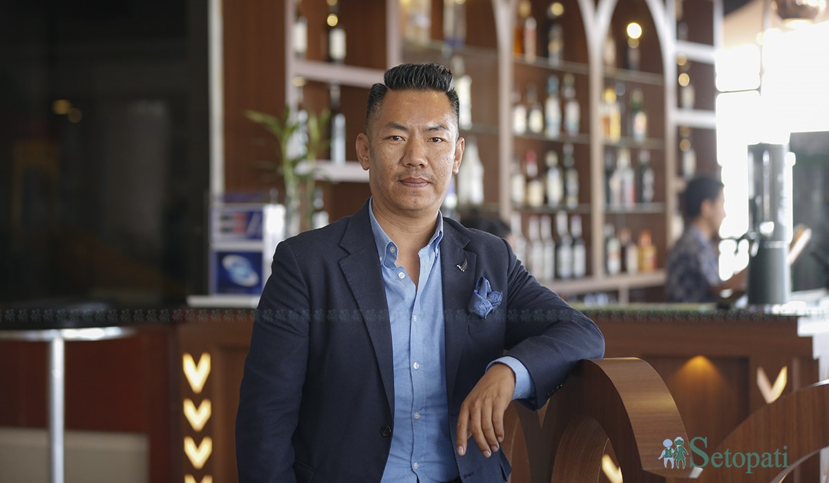 फेसन डिजाइनर तथा सिटी सेन्टर फुड कोर्टका सञ्चालक फुपु तेन्जिङ शेर्पा। तस्बिरः नवीनबाबु गुरूङ/सेतोपाटी